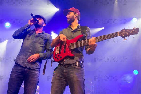 The German reggae musician Gentleman with band