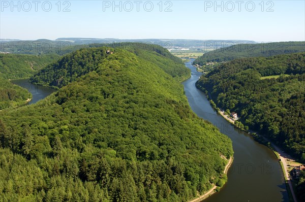 One arm of the big loop of the Saar river near Mettlach
