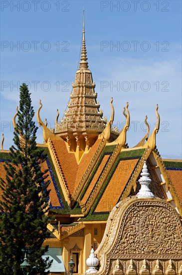 View towards the tower of Khemarin Palates