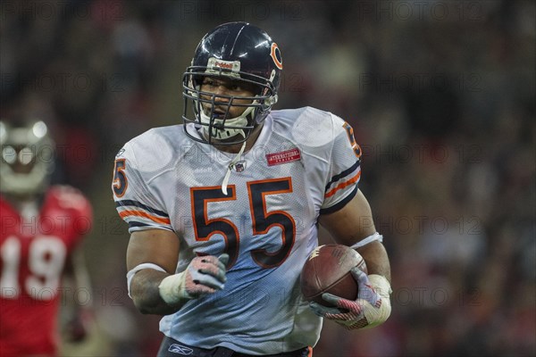 LB Lance Briggs