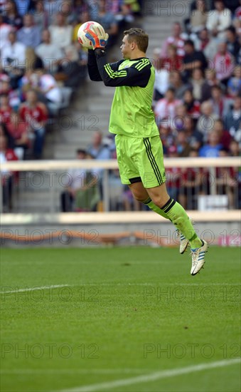 Goalkeeper Manuel Neuer