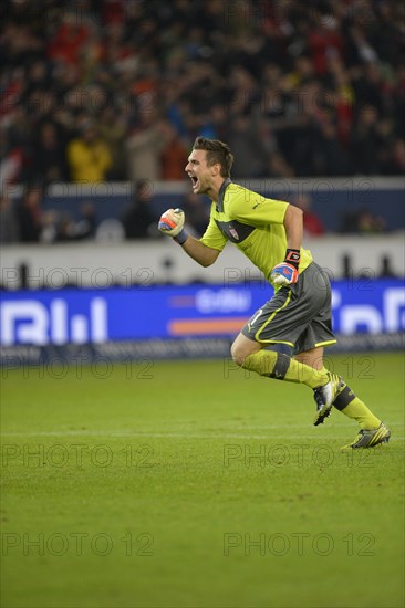 Goal celebrations of goalkeeper Sven ULREICH