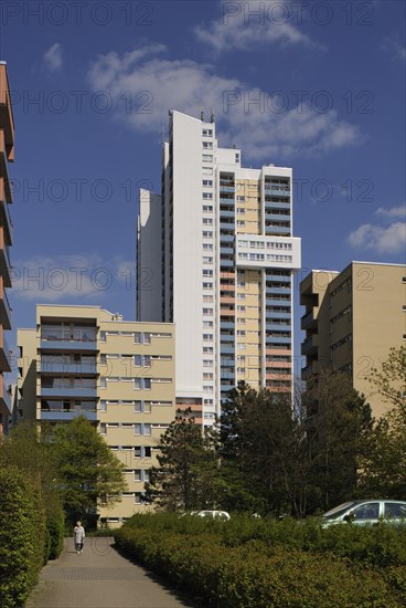 31-story apartment building designed by Walter Gropius