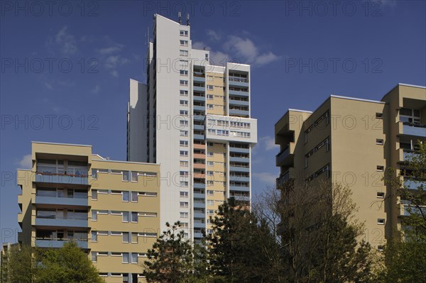 31-story apartment building designed by Walter Gropius