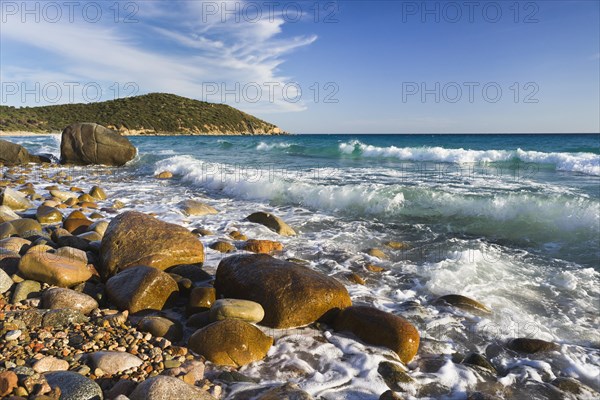 The beach of Mari Pintau