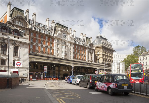 Victoria Station