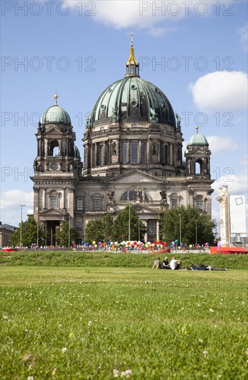 Berliner Dom from Schlossplatz