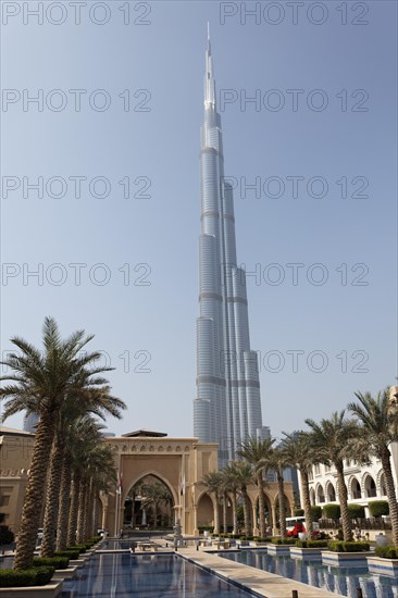 Burj Khalifa and entrance to The Palace Hotel