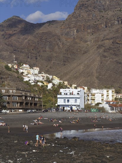 La Playa and La Calera
