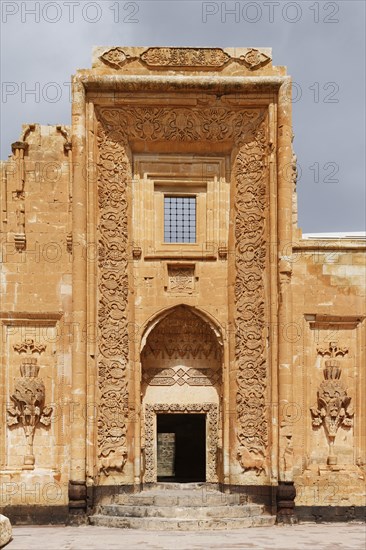 Portal leading to the harem