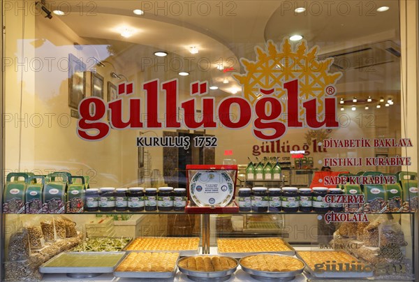 Baklava Bakery Güllüoglu