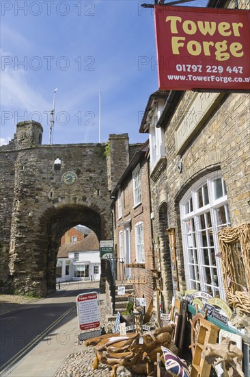 Land Gate