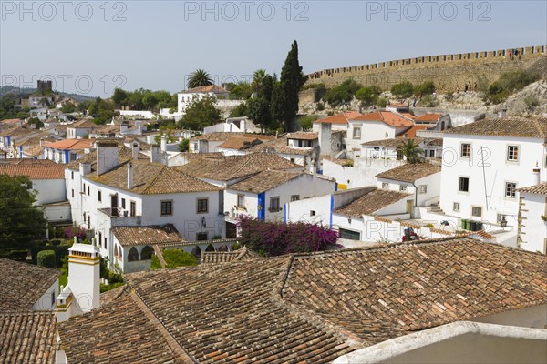 The wall of Castelo de Obidos