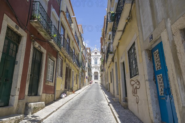 Rua Vale with Convento de Jesus