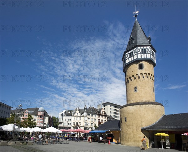 Bockenheimer Warte watchtower in Stadtplatz square