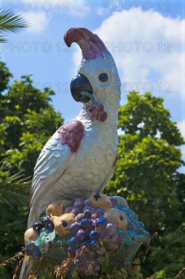 Parrot figure made by the Nymphenburg Porcelain Manufactory