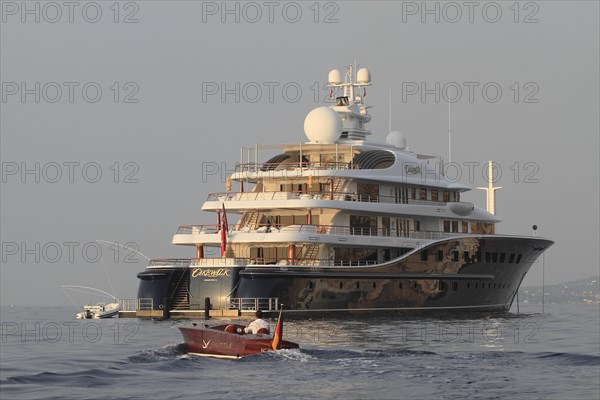 Motor yacht Cakewalk