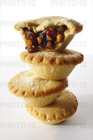 Traditional Christmas mince pies