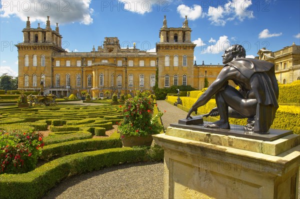 Blenheim Palace Italian garden with topiary maze