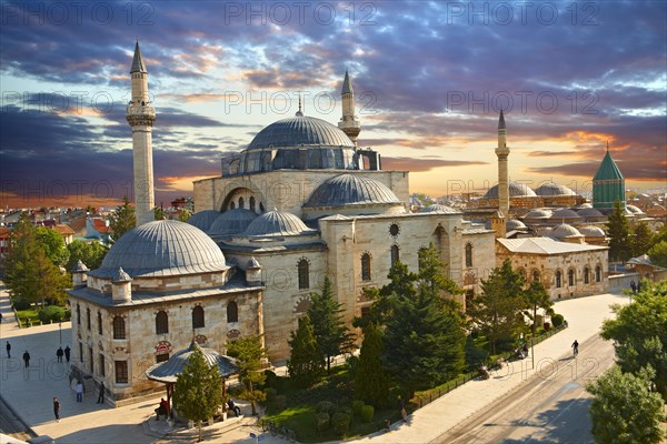 Selimiye Camii mosque next to the Mevlâna museum