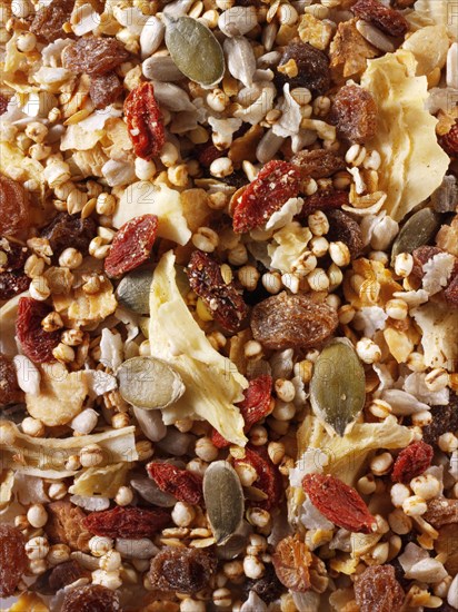 Organic muesli with dates