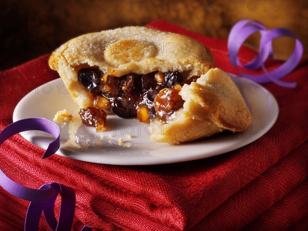 Traditional Christmas mince pies