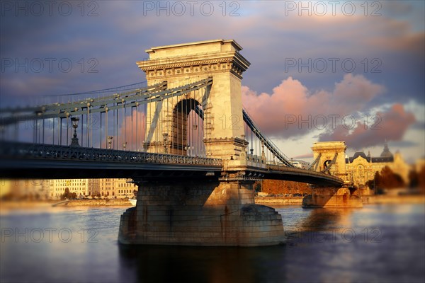 Szechenyi Lanchid Chain Bridge