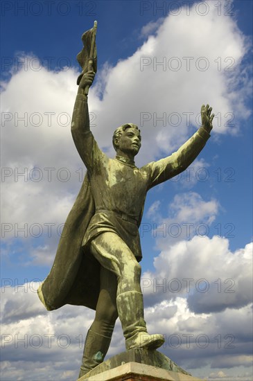 Captain Steinmetz monument