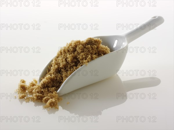 Light Muscavado granulated sugar