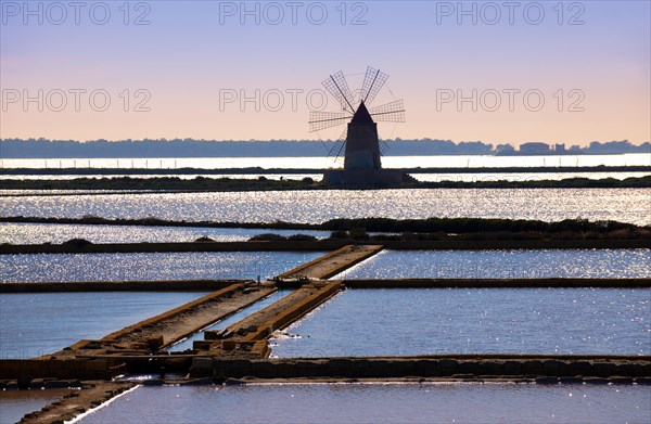 Saline Ettore Infersa windmill