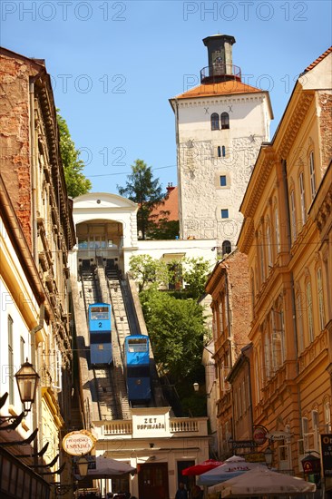 Lotr cak Tower and funicular railway to the Gradec area