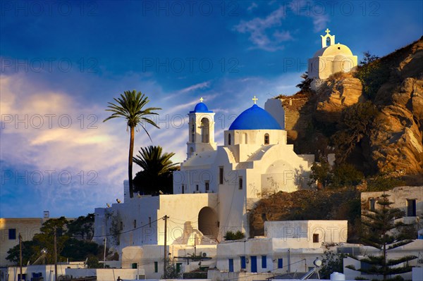 The hill city of Chora