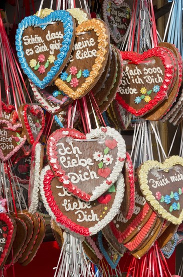 Gingerbread hearts