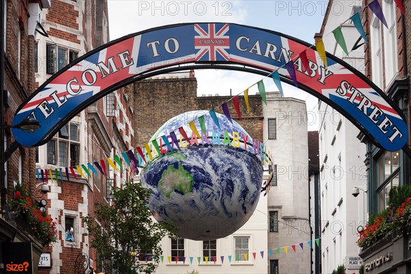 Welcome to Carnaby Street sign