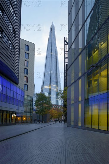 City Hall and The Shard at dusk