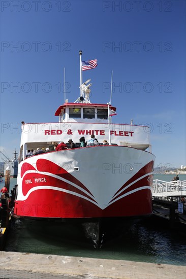 Red and White Fleet