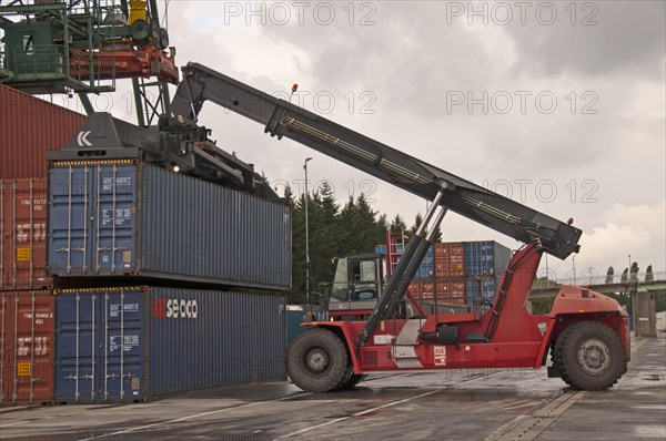 Container terminal