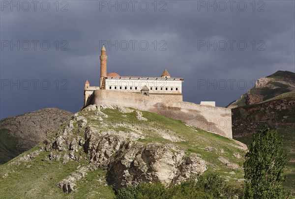 Ishak Pasha Palace