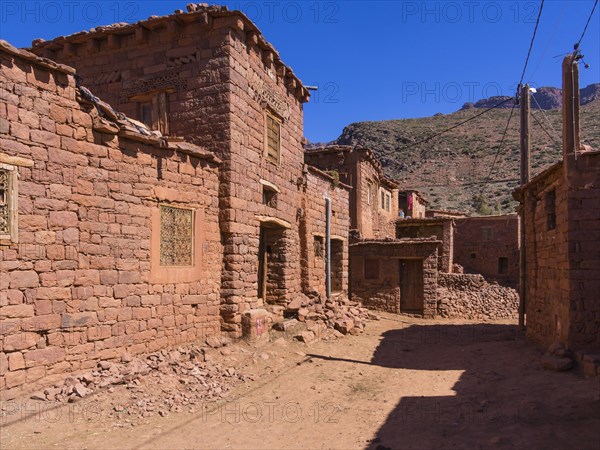 Anammer adobe village