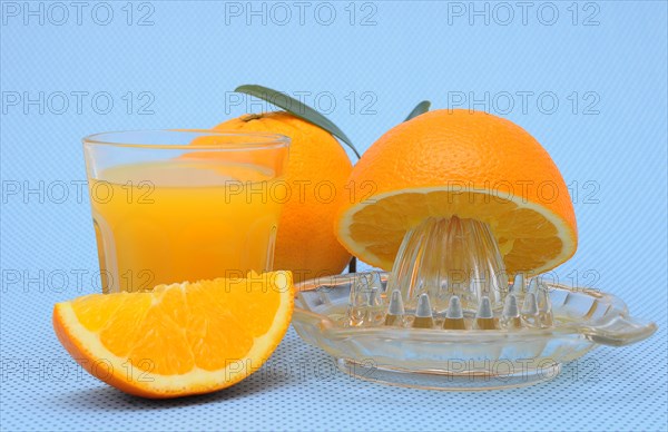 Orange juicer made of glass