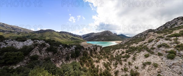 Views of the Serra de Tramuntana