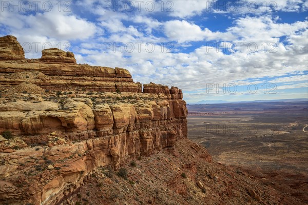 Cedar Mesa at Moki Dugway