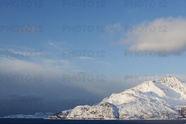 Grotfjord in winter