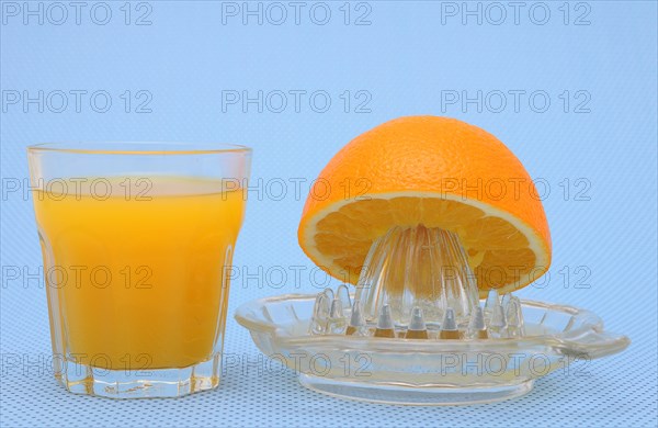 Orange juicer made of glass