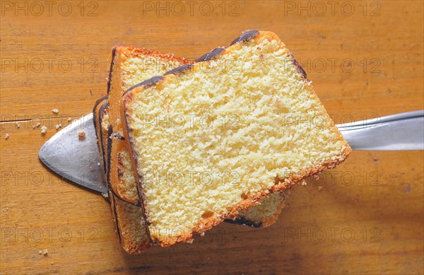 Slices of ring cake