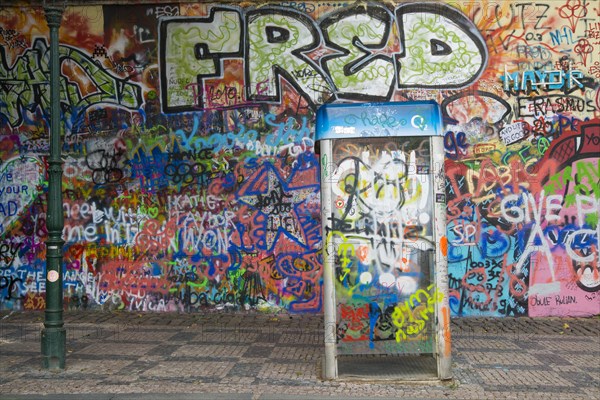 John Lennon wall