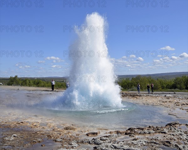 Strokkur Geysir breaks out