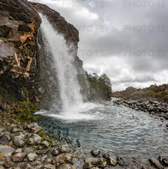 Taranaki Falls