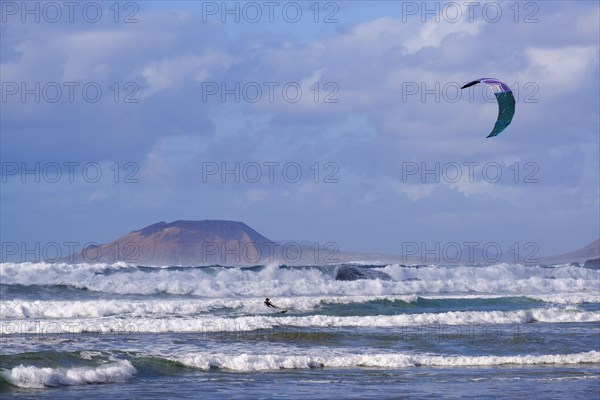 Kitesurfer