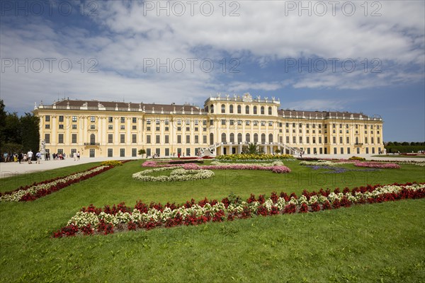 Flowerbeds in front of Schonbrunn Palace